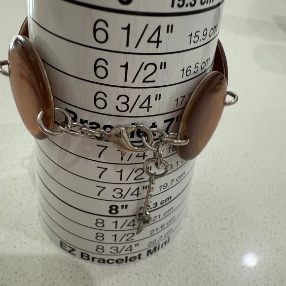 3 Assorted Vintage Fashion Bracelets - Picture 5 of 9